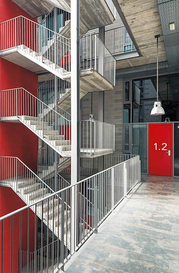 Barcelona Apartment Republica