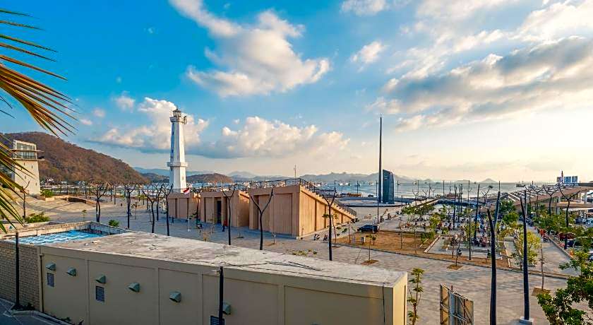 DEJAVU 2.0 HOTEL BAJO KOMODO