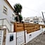 Cloud to Chill Surfhouse Baleal