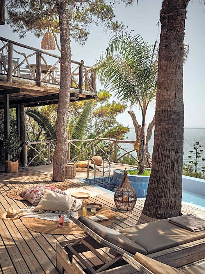 Gloria Maris Hotel Suites and Villas