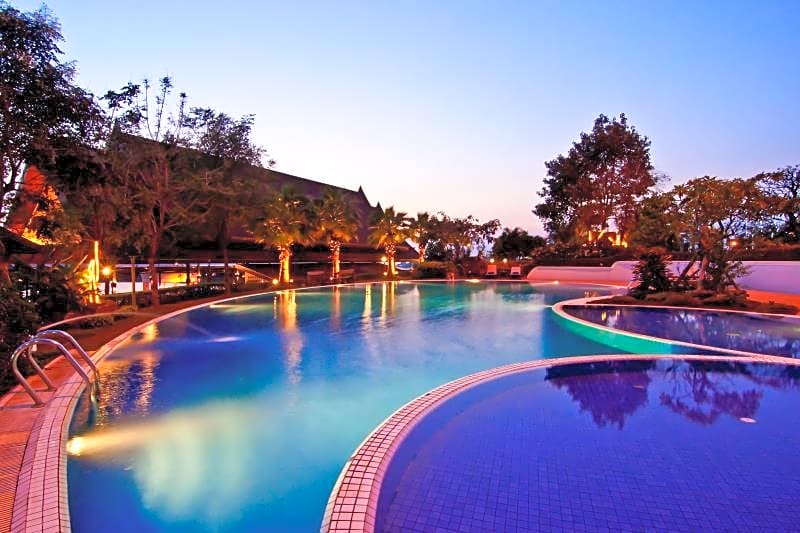 Champasak Grand Hotel