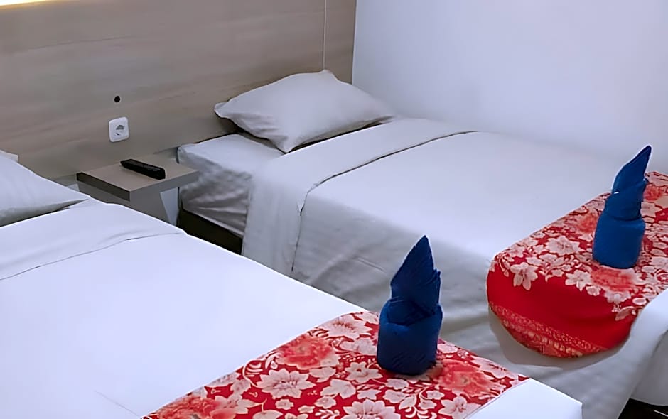 MEL'S INN MANADO