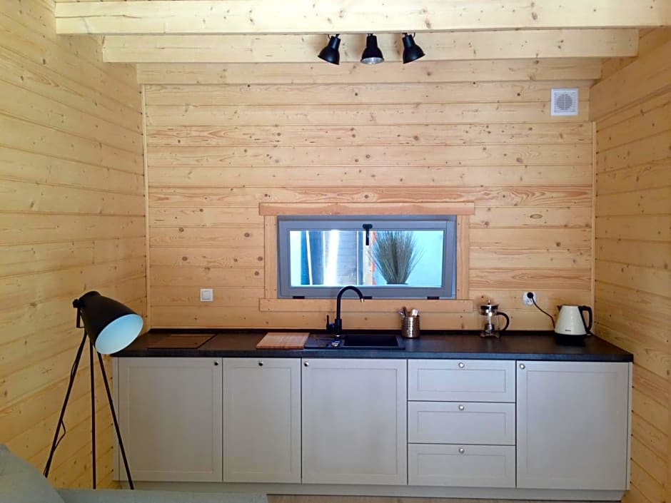 Domki Mi¿dzy Sosnami