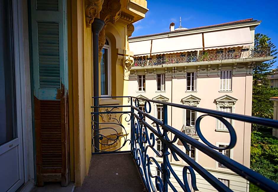 Hotel Gounod Fully Renovated