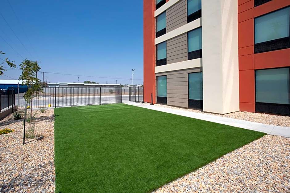 Home2 Suites by Hilton Roswell, NM