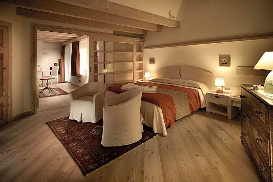 Castelir Suite Hotel