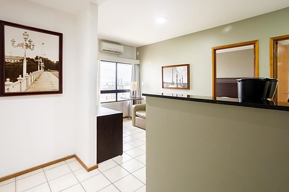 Flat Metropoles Ilha do Leite by Easy Home