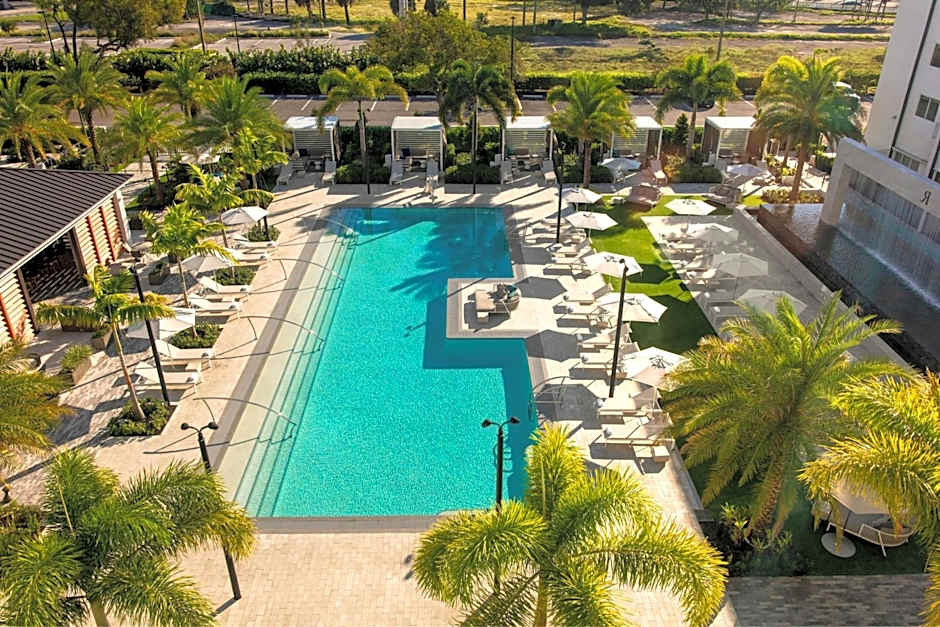 Renaissance by Marriott Boca Raton Hotel