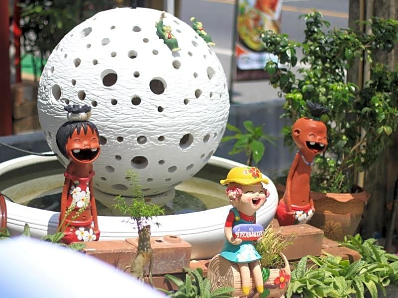 Karon Sea Side Hotel