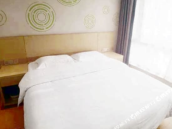 GreenTree Inn Taiyuan Wanbailin District West Bua Station Express Hotel – Taiyuan, GA
