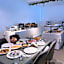 Rena Grand Residence & Suit