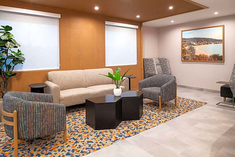 Hampton Inn by Hilton Costa Mesa Newport Beach