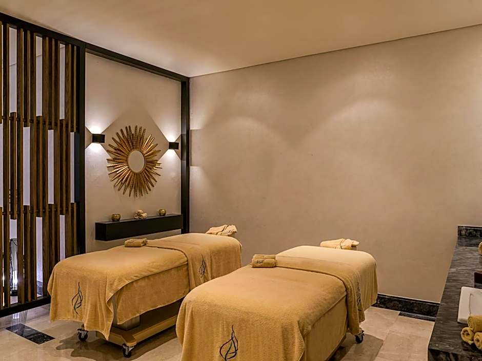 Rixos Premium Magawish Suites and Villas