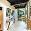 Embajada Universal By La Eufemia Group