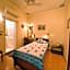 Hotel Arya Niwas