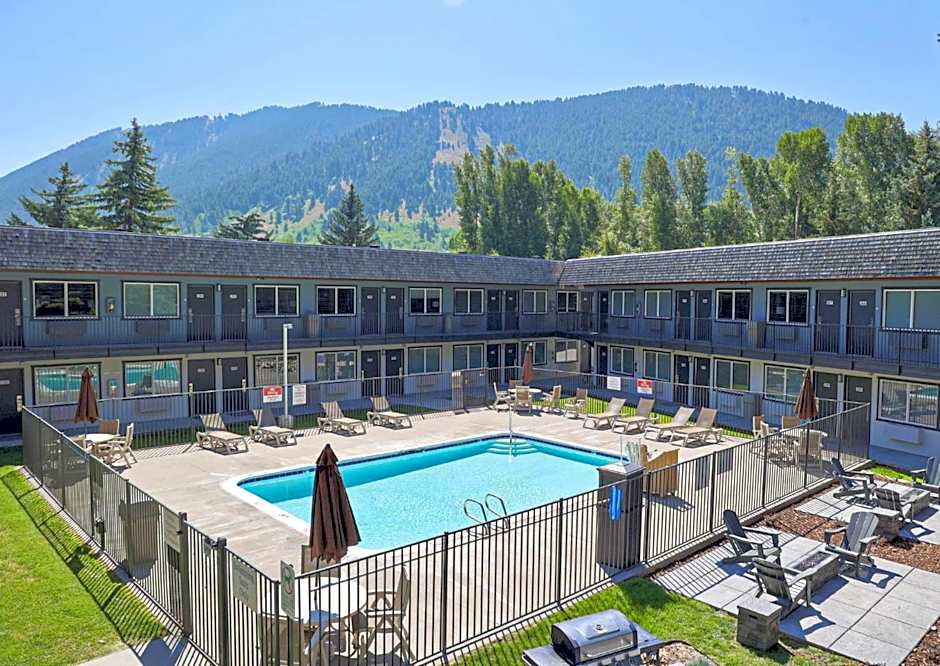 The Jackson SouthTown