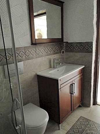 Deluxe Double Room with Balcony and Sea View