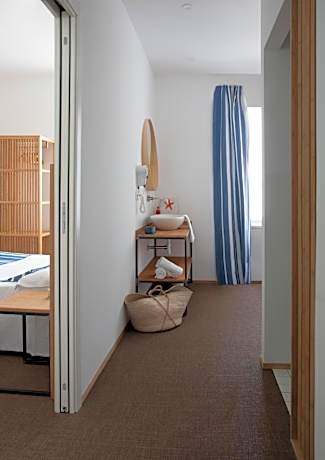 Deluxe Suite with Sea View