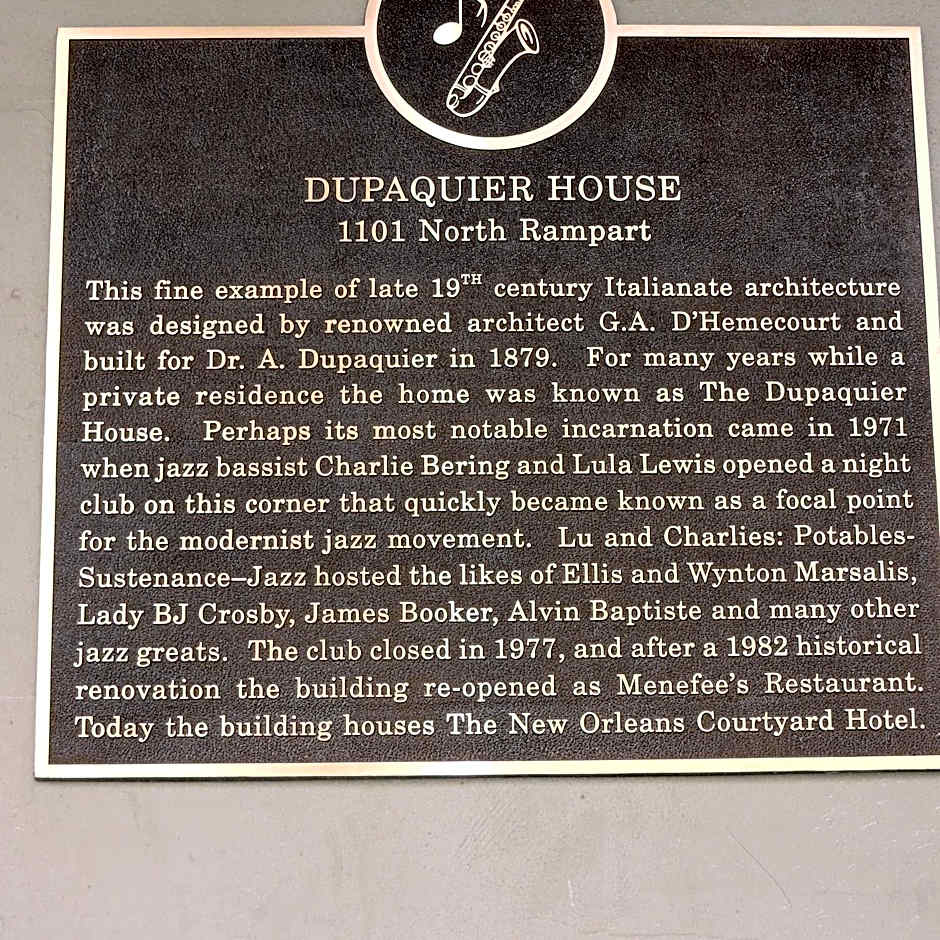 New Orleans Courtyard Hotel by the French Quarter