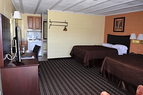 Deluxe Queen Room