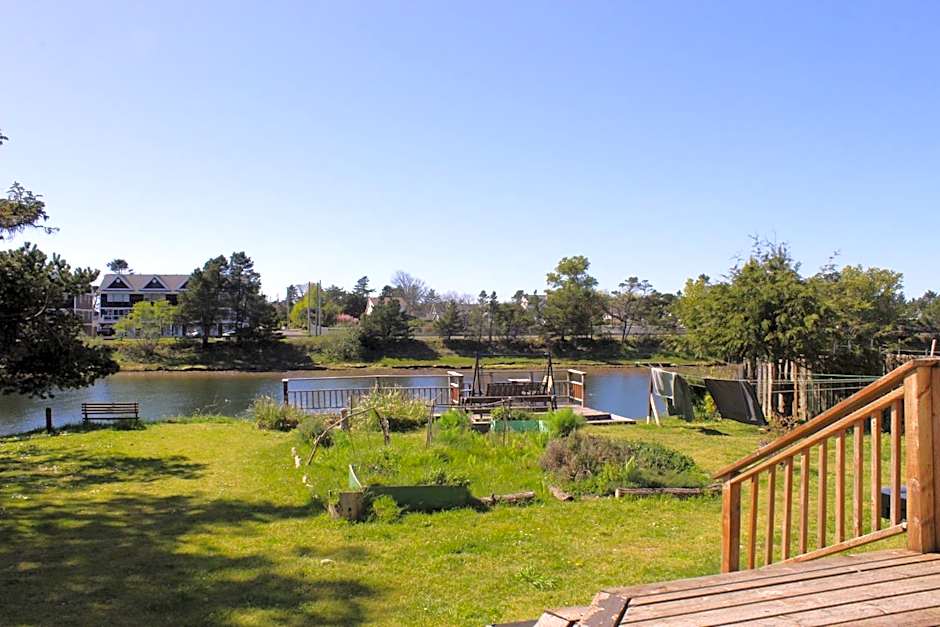 Seaside International Hostel