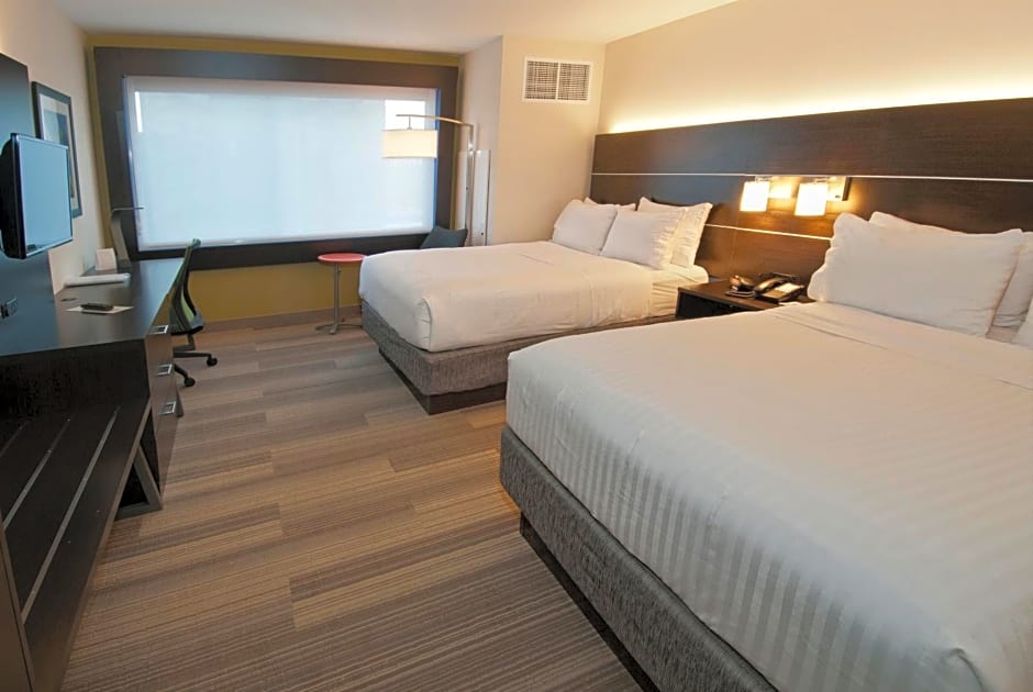 Holiday Inn Express & Suites Johnstown, an IHG Hotel