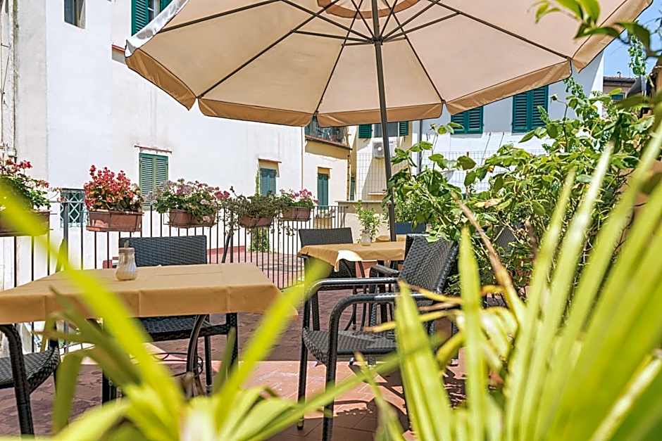 Hotel Monica