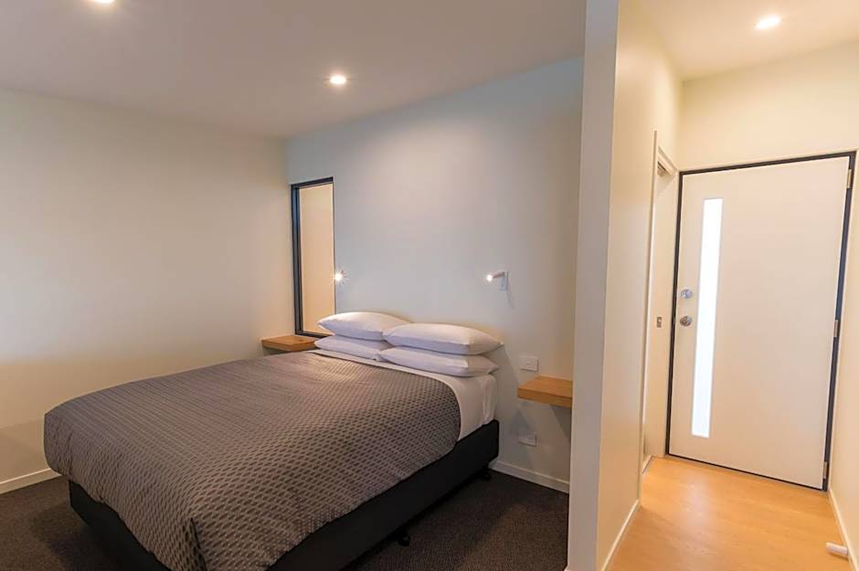 Swansea Beach Chalets