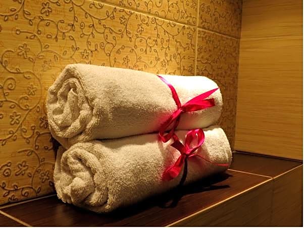 Platinum Aparthotel