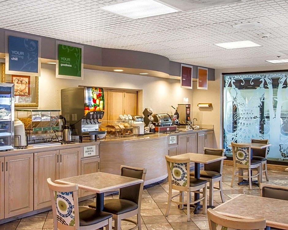 Quality Inn Columbia I-65