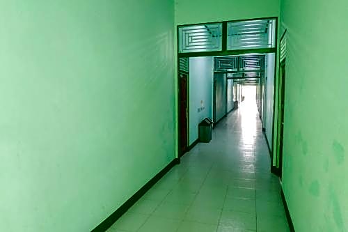 OYO 3098 Hotel Sahabat Baru