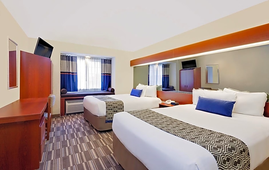 Microtel Inn & Suites By Wyndham Middletown