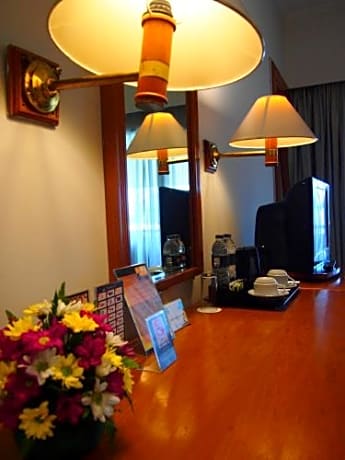 Junior Room