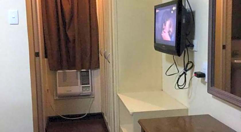 Dotties Place Hotel and Restaurant