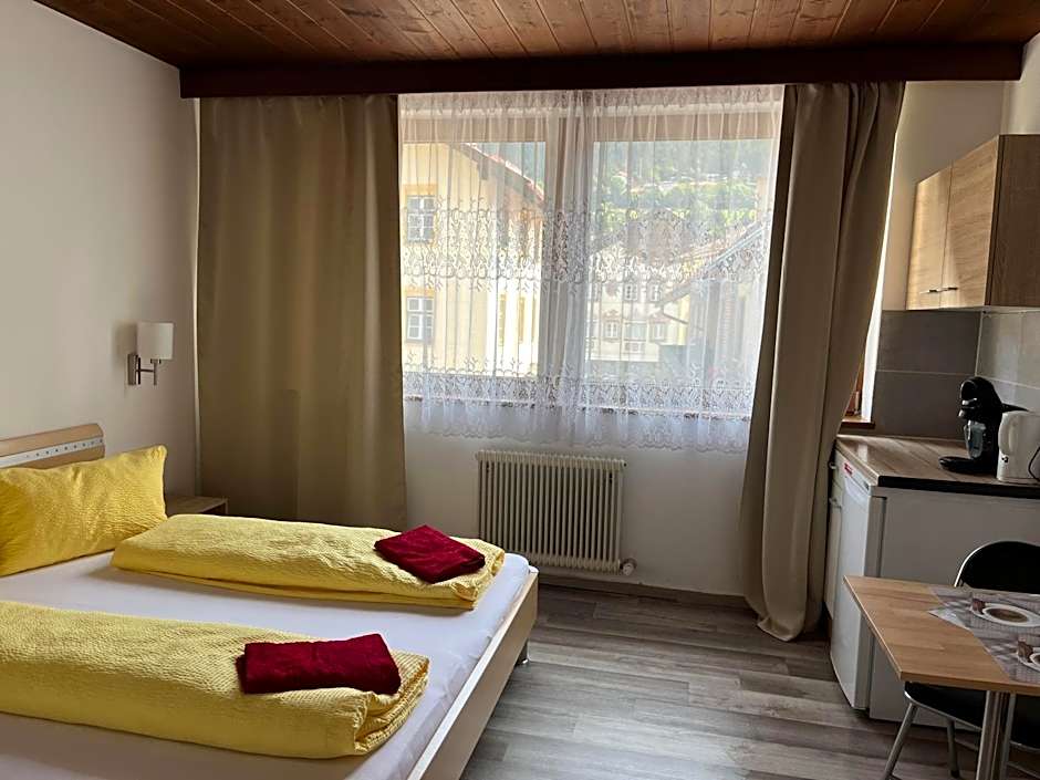 Pension Steiner, 6143 Matrei am Brenner!!Check-in between 15 - 21 o'clock!! No breakfast
