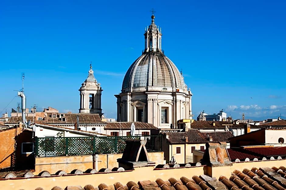 Daplace - La Mongolfiera Rooms in Navona