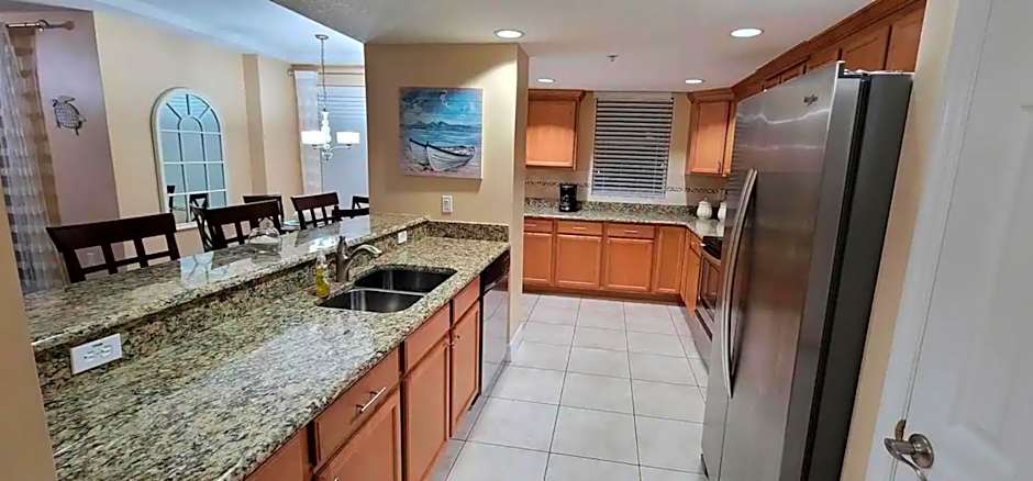 Opus Condominiums