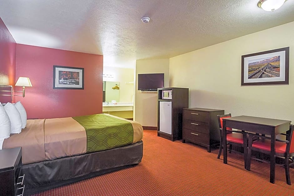 Econo Lodge Hurricane - Zion National Park Area