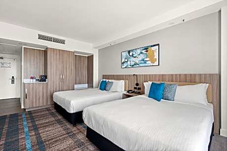 Standard Queen Room with Two Queen Beds and Ocean View