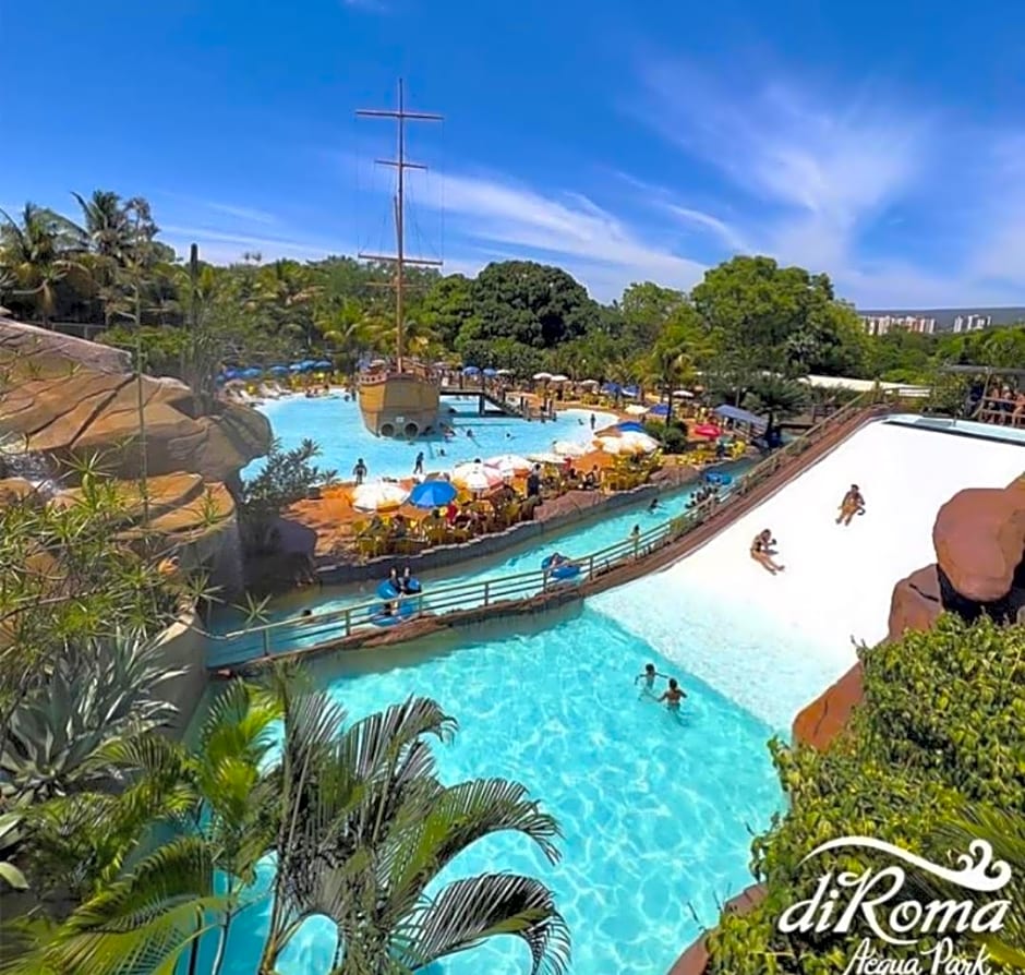 Spazzio diRoma com entrada ao Acquapark Gratuito, Apartamento 840 vista para a Piscina