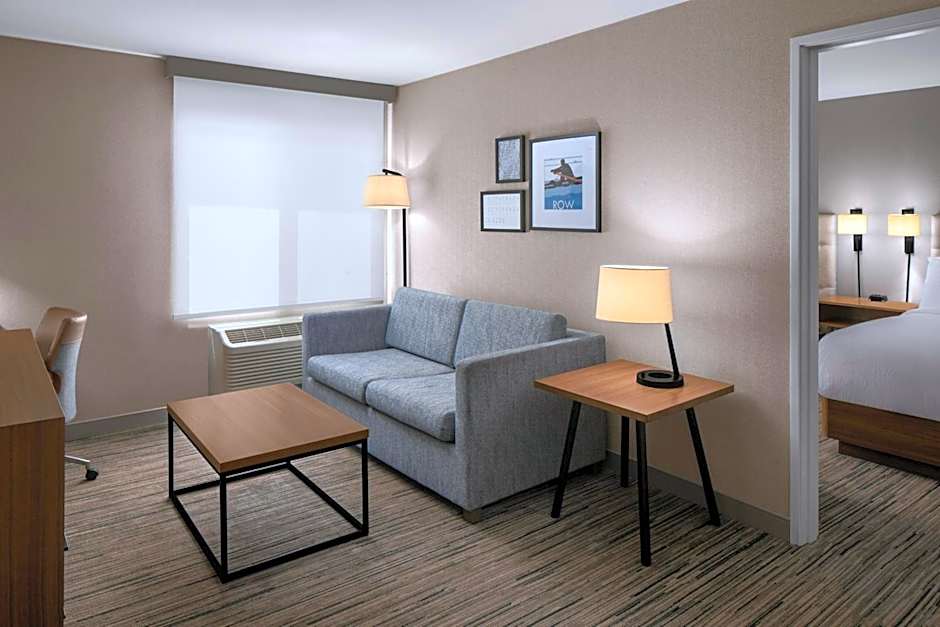 Four Points By Sheraton Downtown Seattle Center