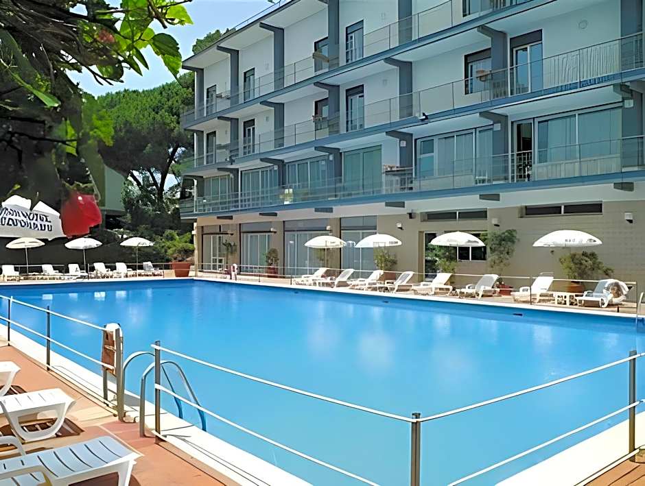 Wave Hotel