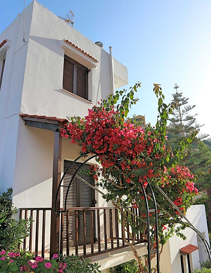 Oliaria Apartments