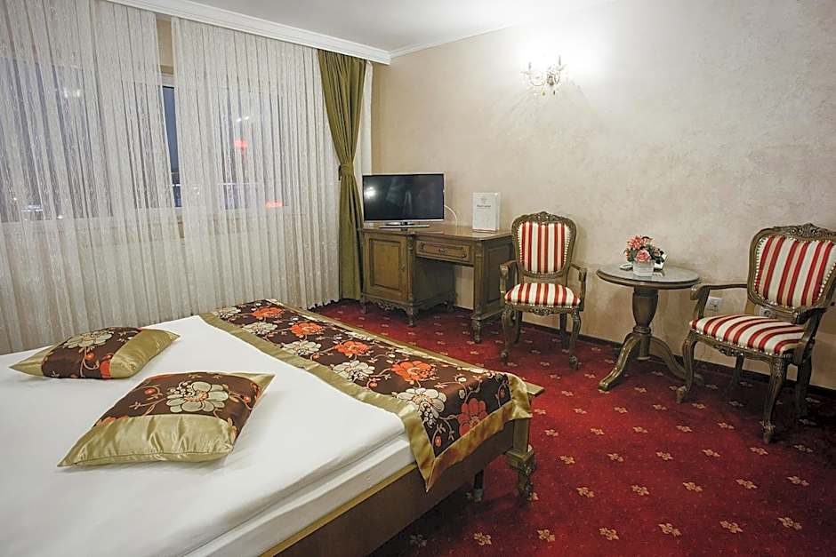 Hotel Capitol