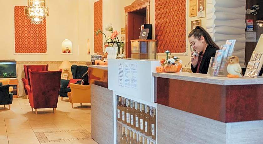 Hotel Korona Eger Wellness and Conference Hotel