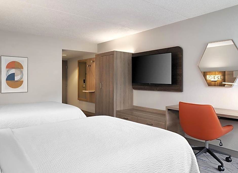 Holiday Inn Express Indianapolis Airport By IHG