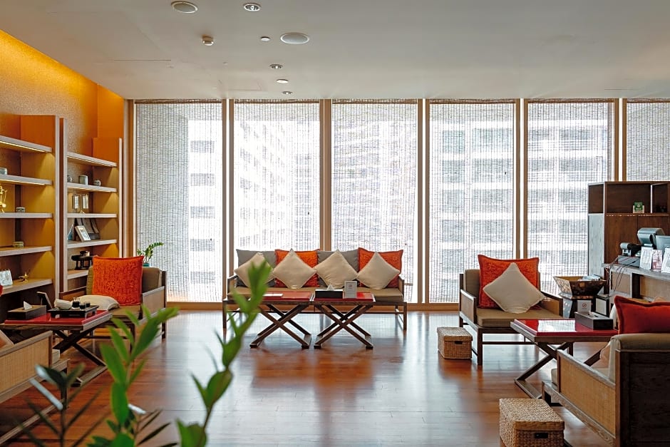 Hansar Bangkok Hotel