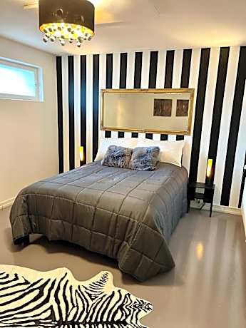 Standard Double Room with Shared Bathroom