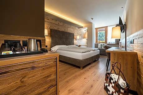 Triple Room with Mountain View