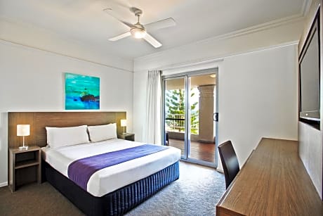 Queen Room - Ocean View